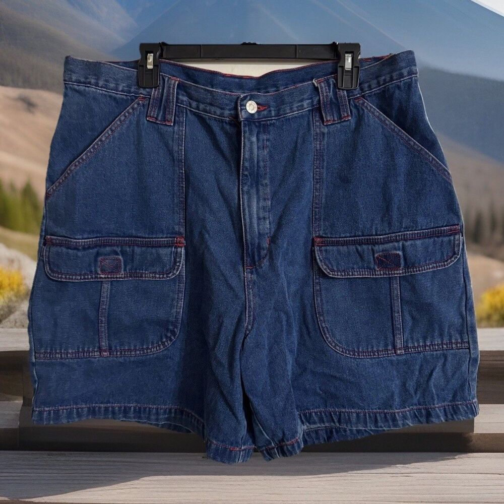 Y2K  Caran Jean Shorts Women’s 22 Medium Wash Denim Red Accent Cargo Pocket RARE